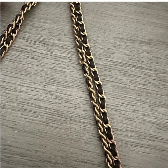 ****SOLD**** Chanel Lucky Charms Wallet on a Chain- Metiers d’ Arts 2017 - Picture 11 of 14